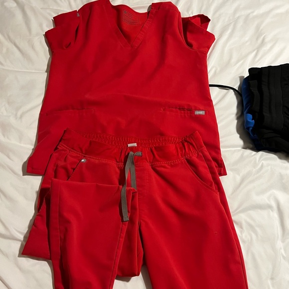 Figs Other - Figs Red Scrub Set